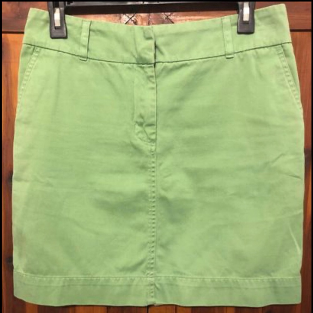 Vineyard Vines  Spearmint Green Twill Skirt 100% Cotton Size 2 by Shep & Ian